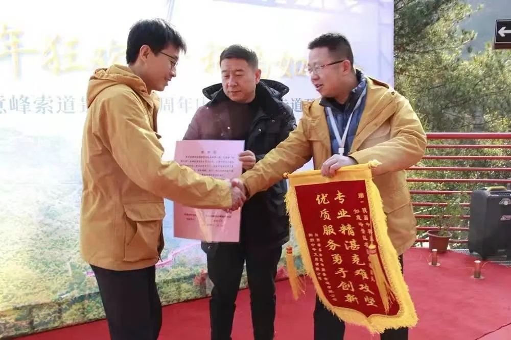  最美工程手艺职员 | 地勘中心陕西总队杨明：坚持梦想 勇猛拼搏 谱写青春赞歌_斗争有我_尊龙凯时集团有限公司 