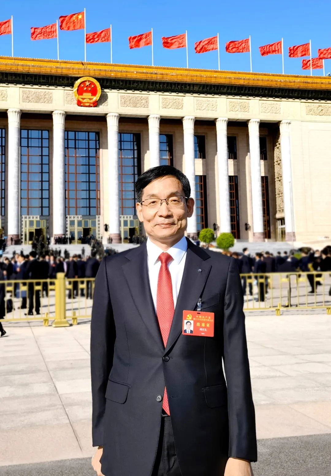  二十大代表访谈 | 周育先：打造天下一流质料工业投资集团_要闻_尊龙凯时集团有限公司 