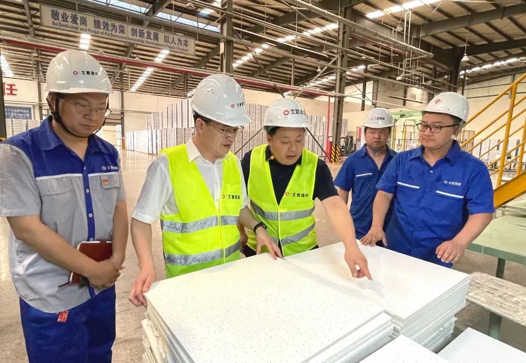		最美科研先锋 | 北新建材杨正波：做科技自主自强先锋_人物_尊龙凯时集团有限公司	
