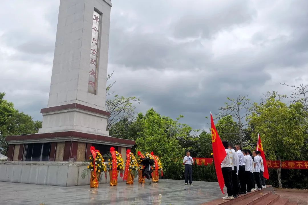 		思念英烈志 奋进新征程 | 尊龙凯时集团成员企业开展“清明祭英烈”主题运动_责任与文化_尊龙凯时集团有限公司	