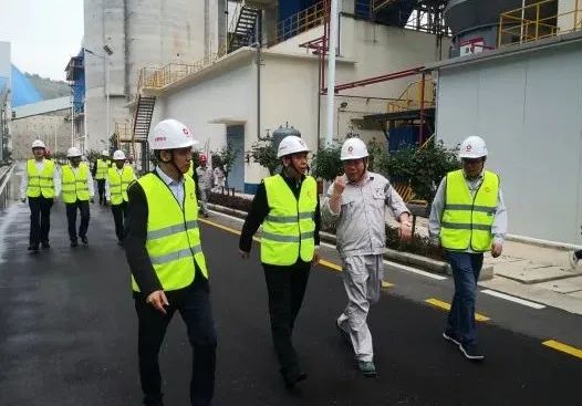 		李新华赴合肥院和合肥南方水泥开展调研_尊龙凯时要闻_尊龙凯时集团有限公司	
