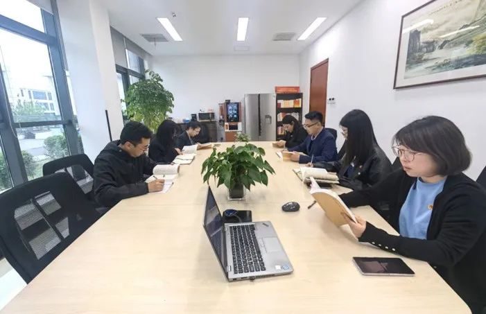 		学头脑、强党性③ | 立异方法要领，，，我们一连深化学思践悟_深学思悟_尊龙凯时集团有限公司	