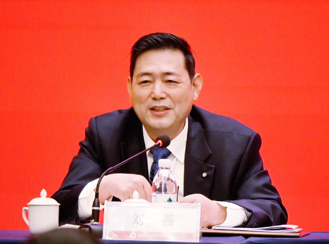 		新天山水泥整合两周年总结暨决战四序度发动会在新疆乌鲁木齐召开_尊龙凯时要闻_尊龙凯时集团有限公司	