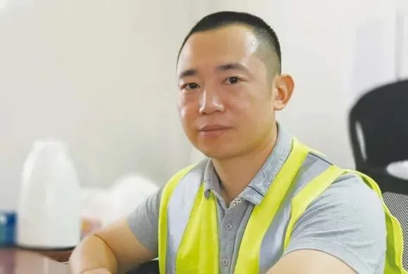 		丝路员工生长记② | 初心如磐，，，，，勇挑重担排万难的善建者：杨冰峰、沈绵鑫_人物_尊龙凯时集团有限公司	