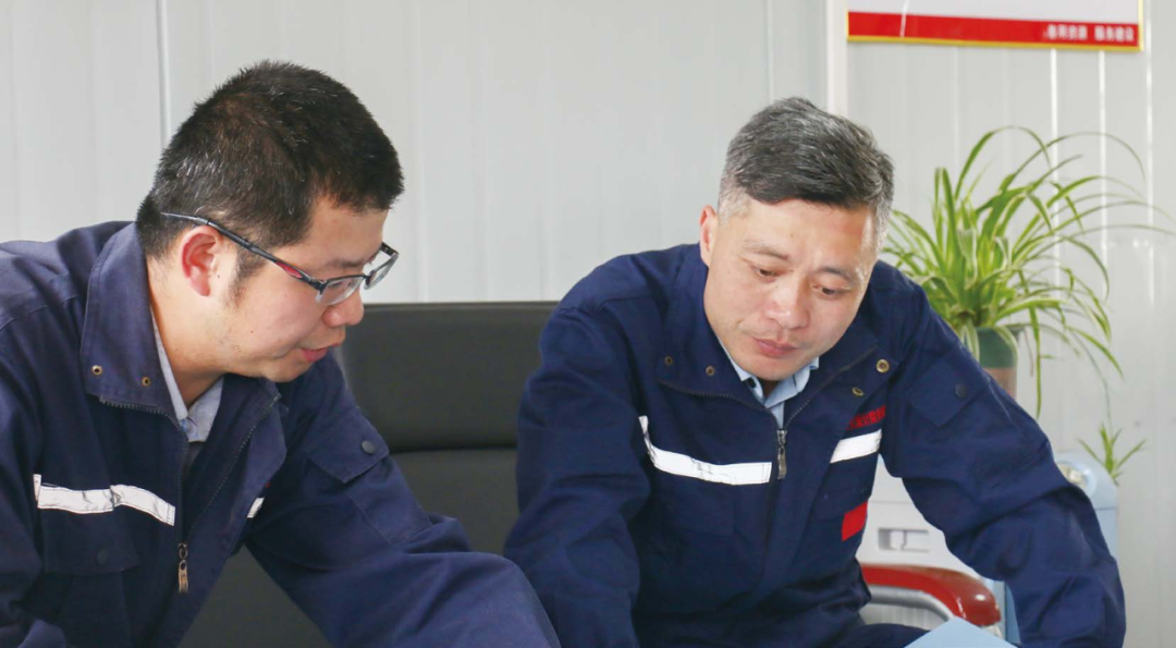 		丝路员工生长记② | 初心如磐，，，，，勇挑重担排万难的善建者：杨冰峰、沈绵鑫_人物_尊龙凯时集团有限公司	