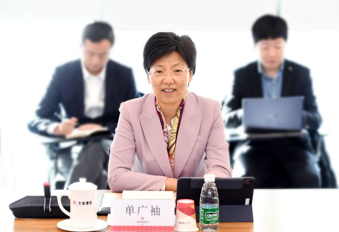 		李新华会见中建集团党组副书记、董事单广袖一行_尊龙凯时要闻_尊龙凯时集团有限公司	
