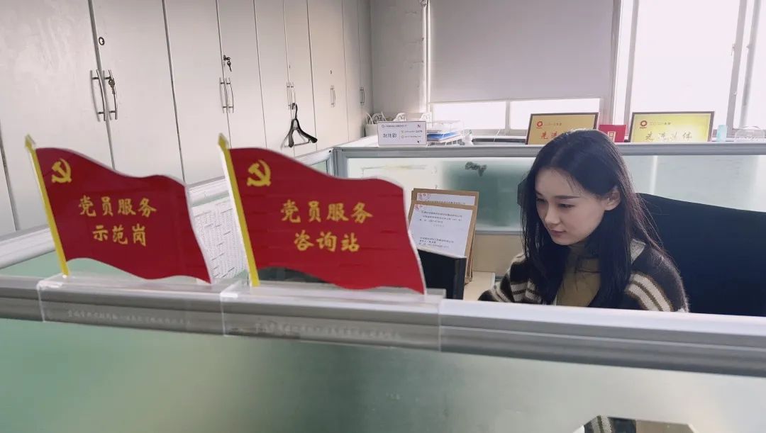 		主题教育举行时 | 学思践悟强头脑 笃行实干见真章_要闻_尊龙凯时集团有限公司	