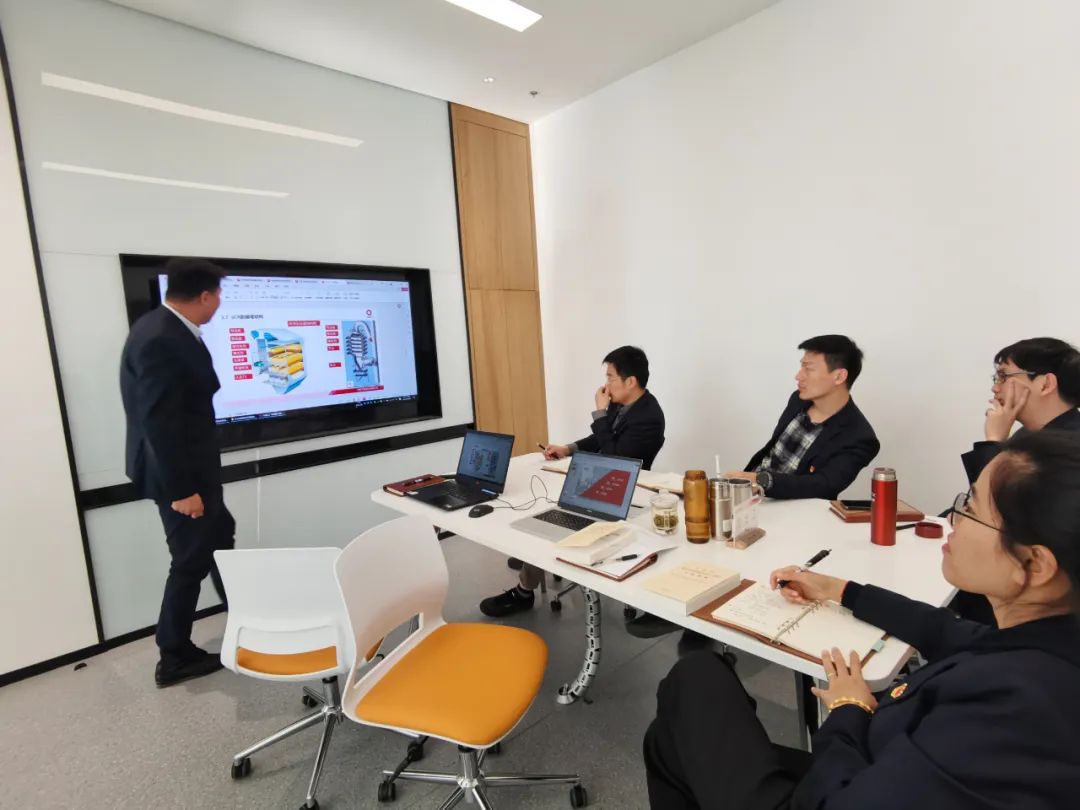 		主题教育举行时 | 学思践悟强头脑 笃行实干见真章_要闻_尊龙凯时集团有限公司	