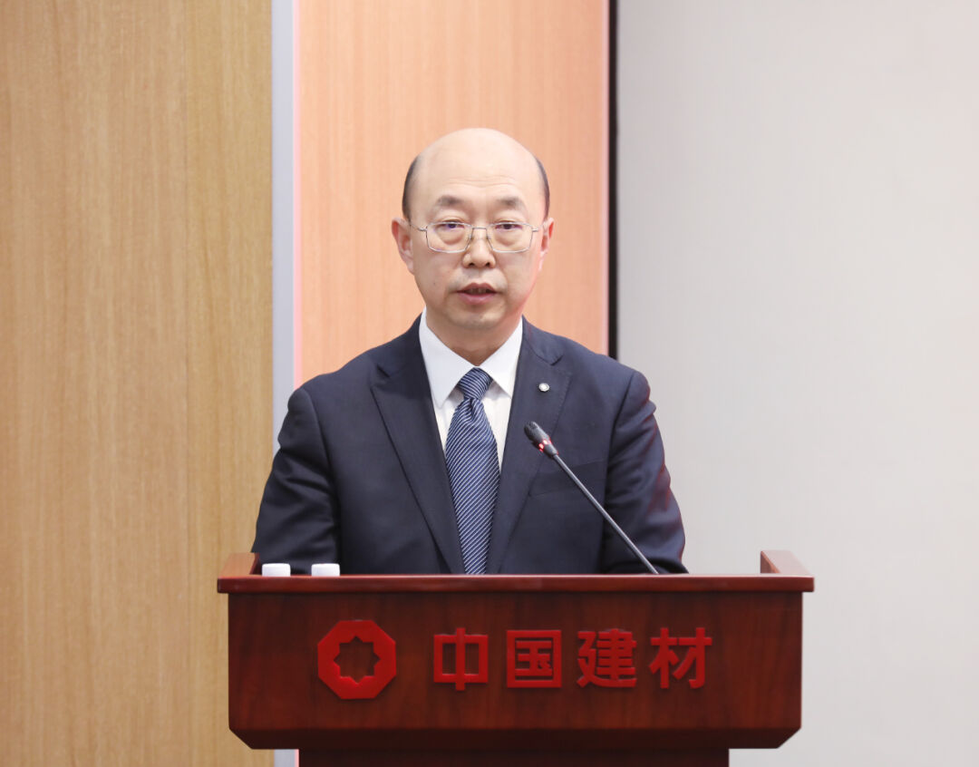 		凝聚青年跟党走 挺膺继续建新功 | 共青团尊龙凯时集团有限公司第二次代表大会胜利召开_尊龙凯时要闻_尊龙凯时集团有限公司	
