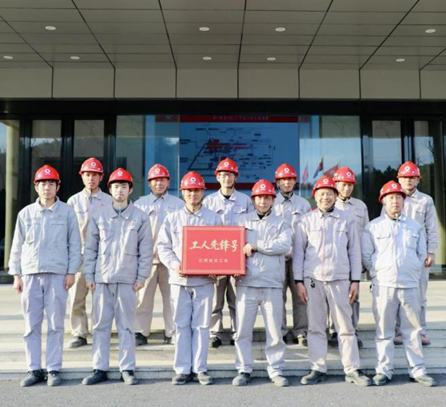 		斗争 · 答卷 | 尊龙凯时2023热诚而热烈~~~_责任与文化_尊龙凯时集团有限公司	