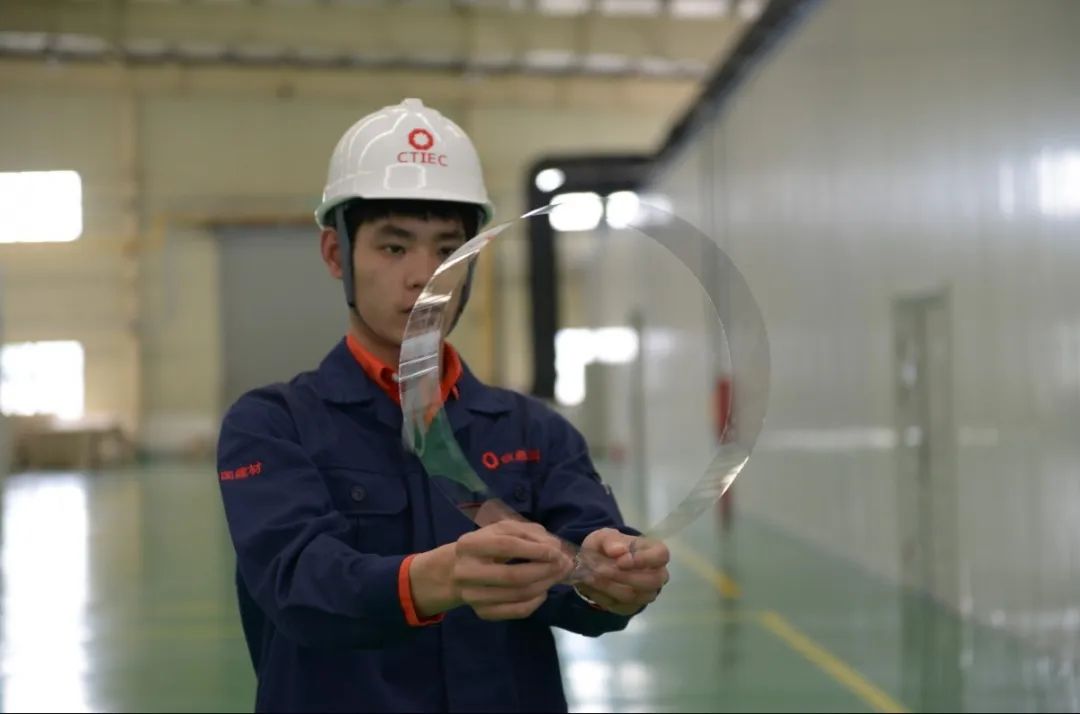 		尊龙凯时｜中研院承载玻璃行业70年 开启立异生长新征程_责任与文化_尊龙凯时集团有限公司	