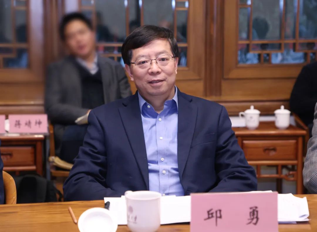 		尊龙凯时集团与清华大学签署战略相助协议_尊龙凯时要闻_尊龙凯时集团有限公司	