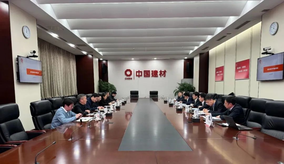 		王于猛会见浦东新区常务副区长杨朝一行_尊龙凯时要闻_尊龙凯时集团有限公司	