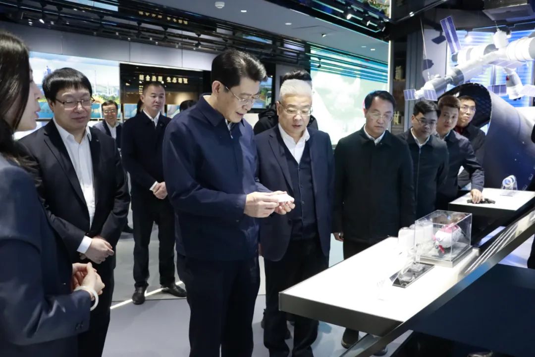 		李新华会见萍乡市委书记刘烁一行_尊龙凯时要闻_尊龙凯时集团有限公司	