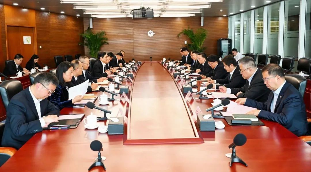 		周育先造访中国海油集团_尊龙凯时要闻_尊龙凯时集团有限公司	