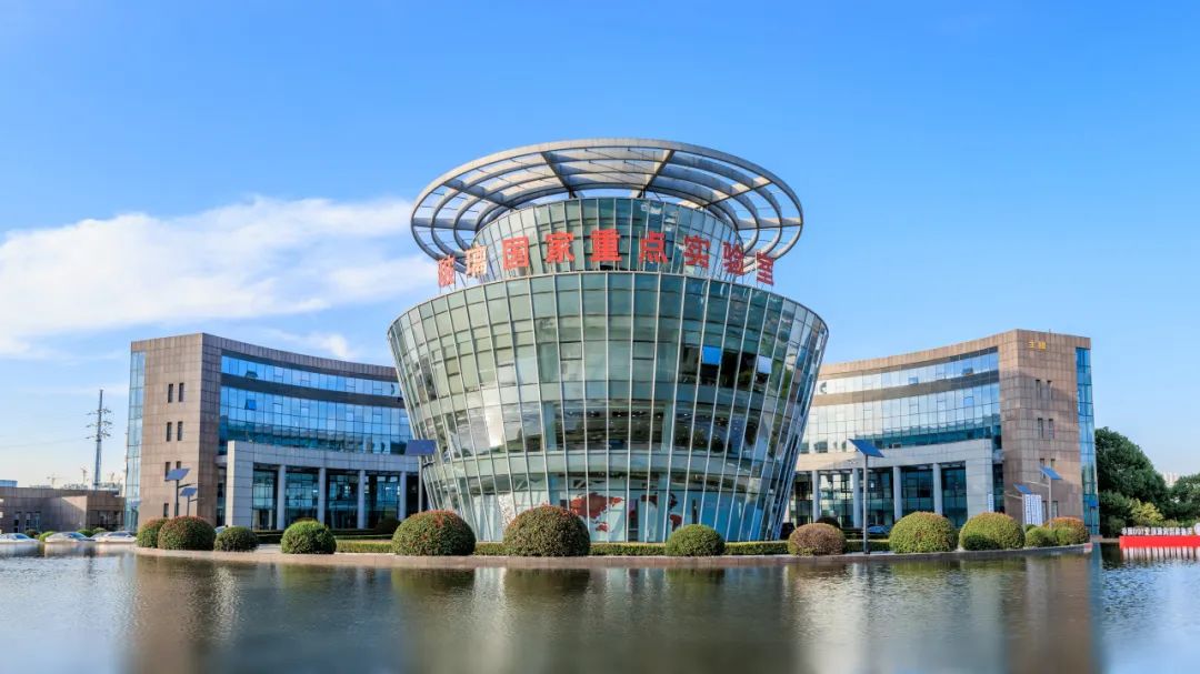 		宣贯三中全会精神举行时丨凯盛科技：以进一步周全深化刷新推动玻璃新质料工业立异自强_深化刷新_尊龙凯时集团有限公司	