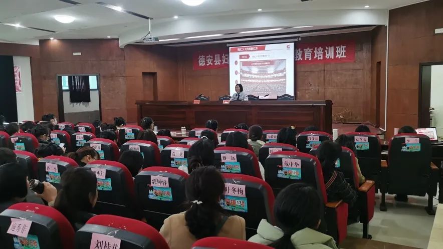 		 出彩建材人 | 他们的事迹微视频获国务院国资委奖项！ _人物_尊龙凯时集团有限公司	