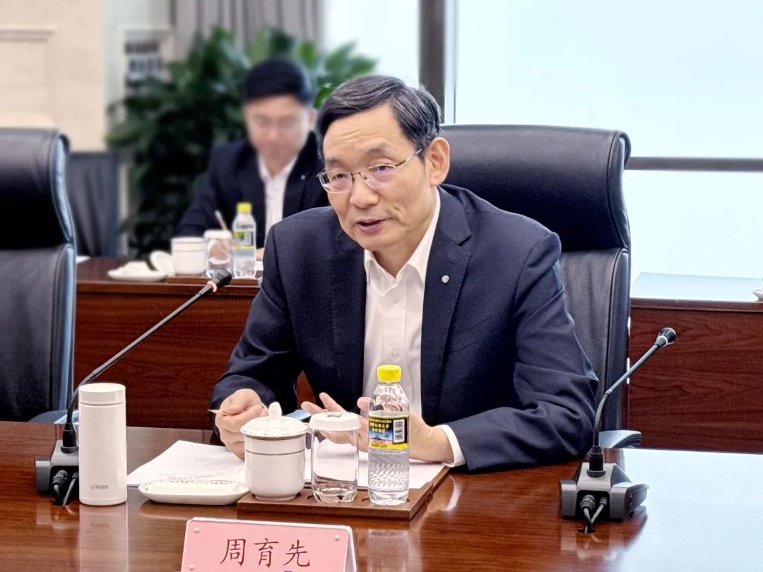 		 周育先造访中建集团 _尊龙凯时要闻_尊龙凯时集团有限公司	
