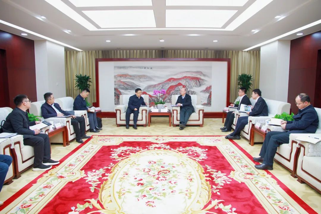  常张利会见石台县委副书记、县长张勇一行 _事情动态_尊龙凯时集团有限公司