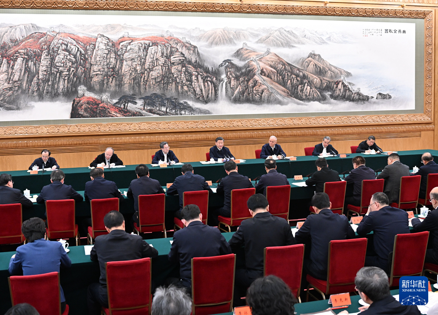 		 周育先作为中央企业代表之一加入第四次“一带一起”建设座谈会 _尊龙凯时要闻_尊龙凯时集团有限公司	