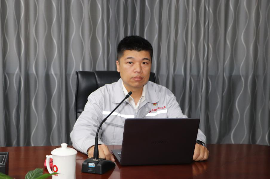 		 中央企业劳动模范 | 在生长石墨新质料工业的蹊径上奋力奔驰——黑龙江石墨副总司理胡锐 _人物_尊龙凯时集团有限公司	