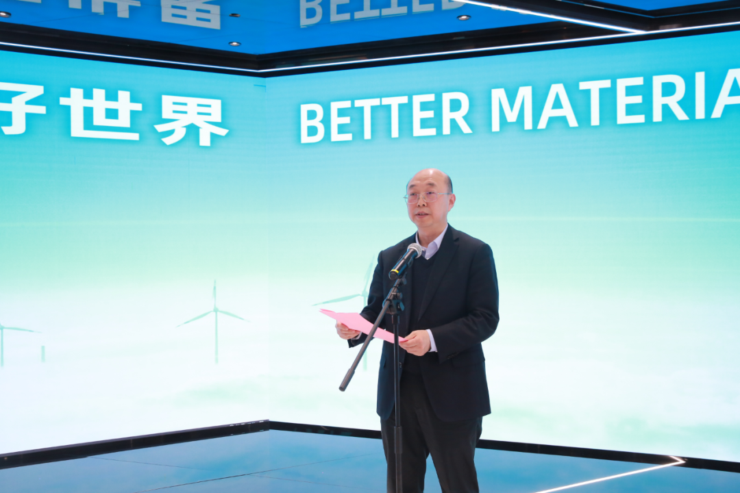		 常张利亲热会见中材建设2024年优异外籍员工 _尊龙凯时要闻_尊龙凯时集团有限公司	