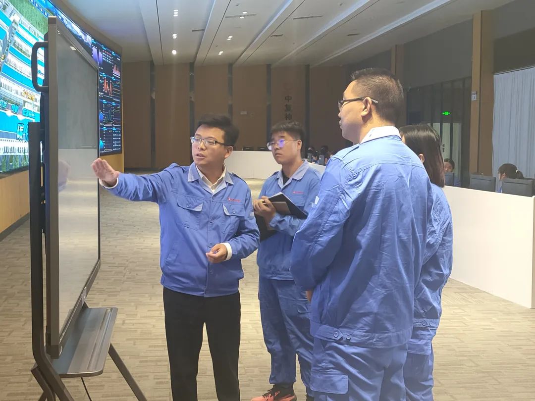 		科技日报 | “中国强度”团队：铸造领跑天下的“黑黄金”_媒体报道_尊龙凯时集团有限公司	